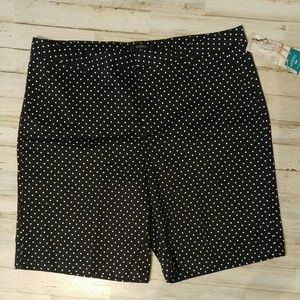 Riders By Lee Black White Polka Dot Stretch Slimmi